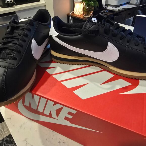 Nike Cortez Leather Black Gum Medium Brown Sesame White DM4044-002 sz 10 Men's - Picture 2 of 14